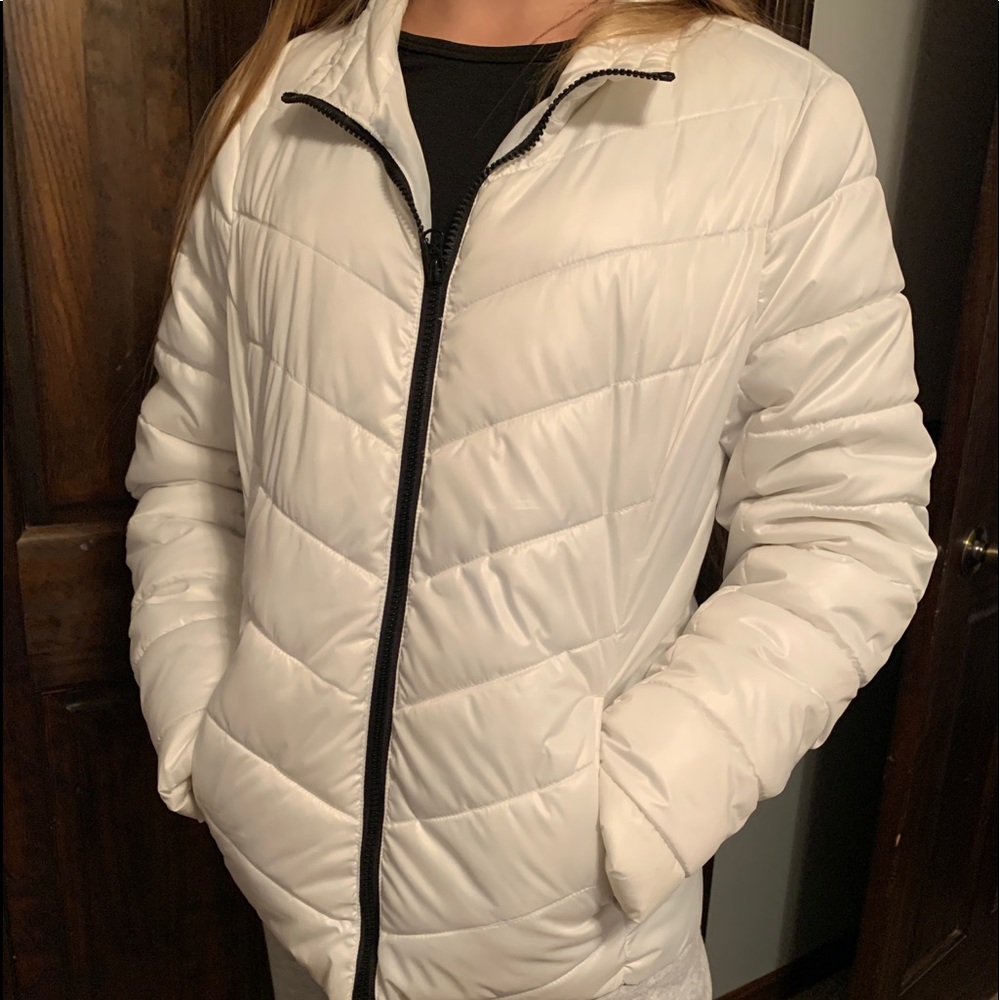 Women’s White Jacket
